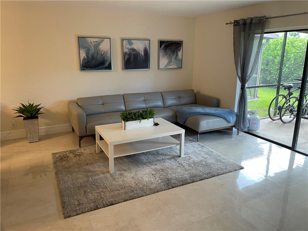 22075 Las Brisas Circle, Unit 305 Boca Raton, FL 33433 - Photo 18 of 52 Photo 18