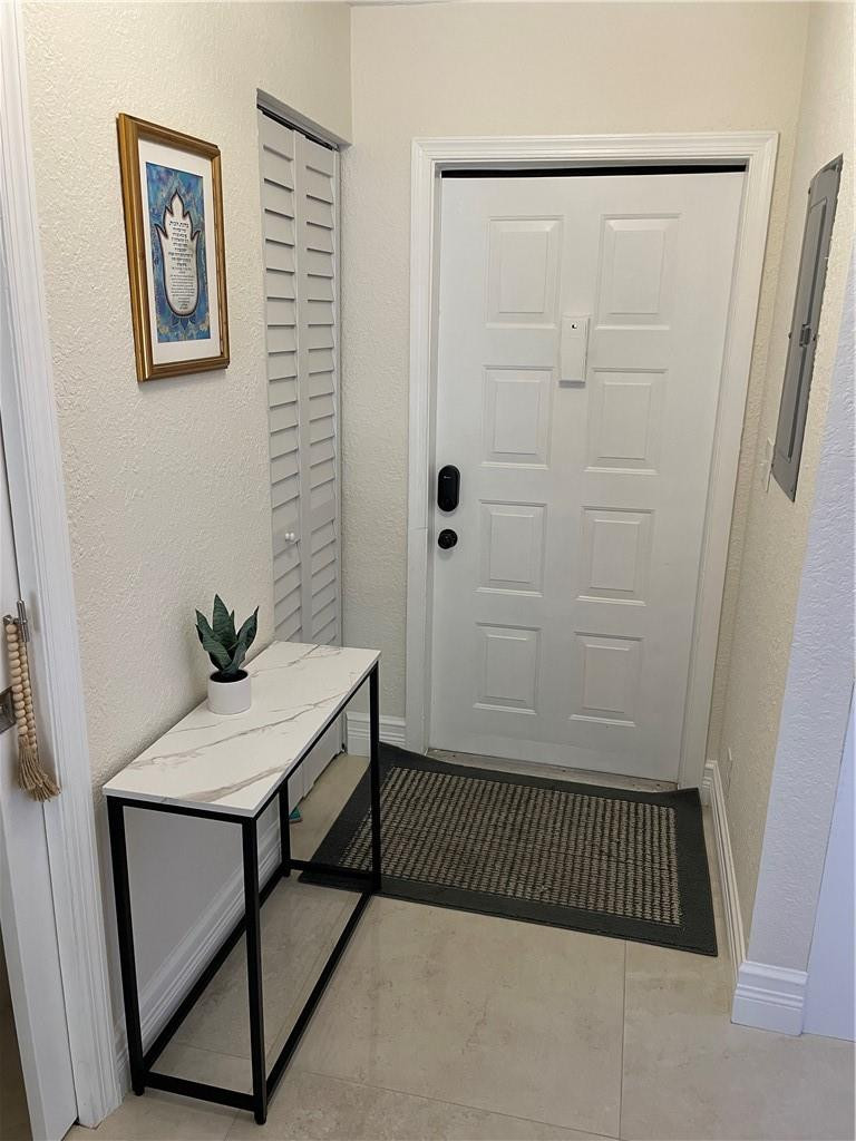 22075 Las Brisas Circle, Unit 305 Boca Raton, FL 33433 - Photo 5 of 52 Photo 5