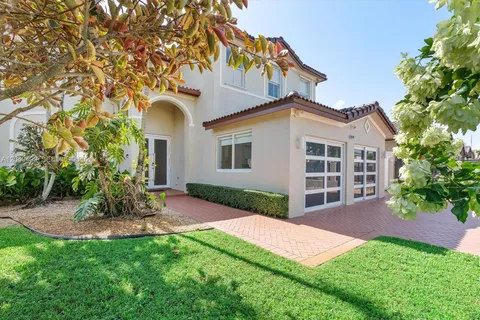 $1,230,000 | 2517 Southwest 148th Court, Miami, FL 33185