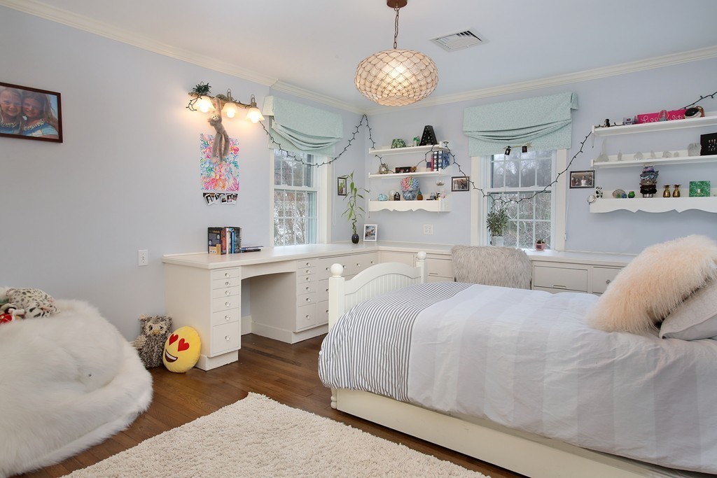 111 Highland Street Newton, MA 02465 - Photo 15 of 18