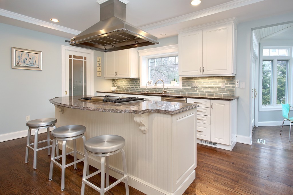 111 Highland Street Newton, MA 02465 - Photo 4 of 18