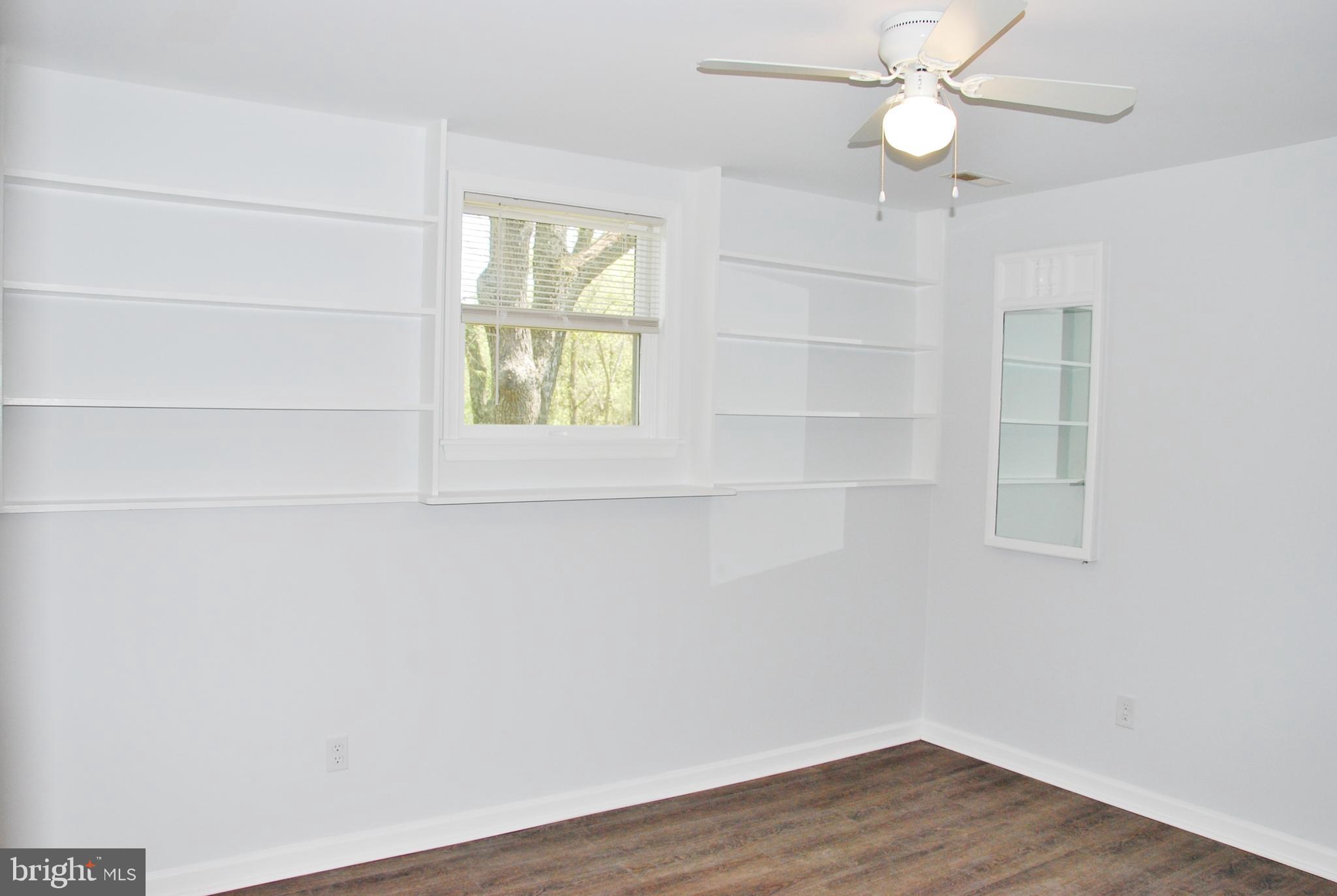 47 Hillview Road Airville, PA 17302 - Photo 23 of 55 Master bedroom