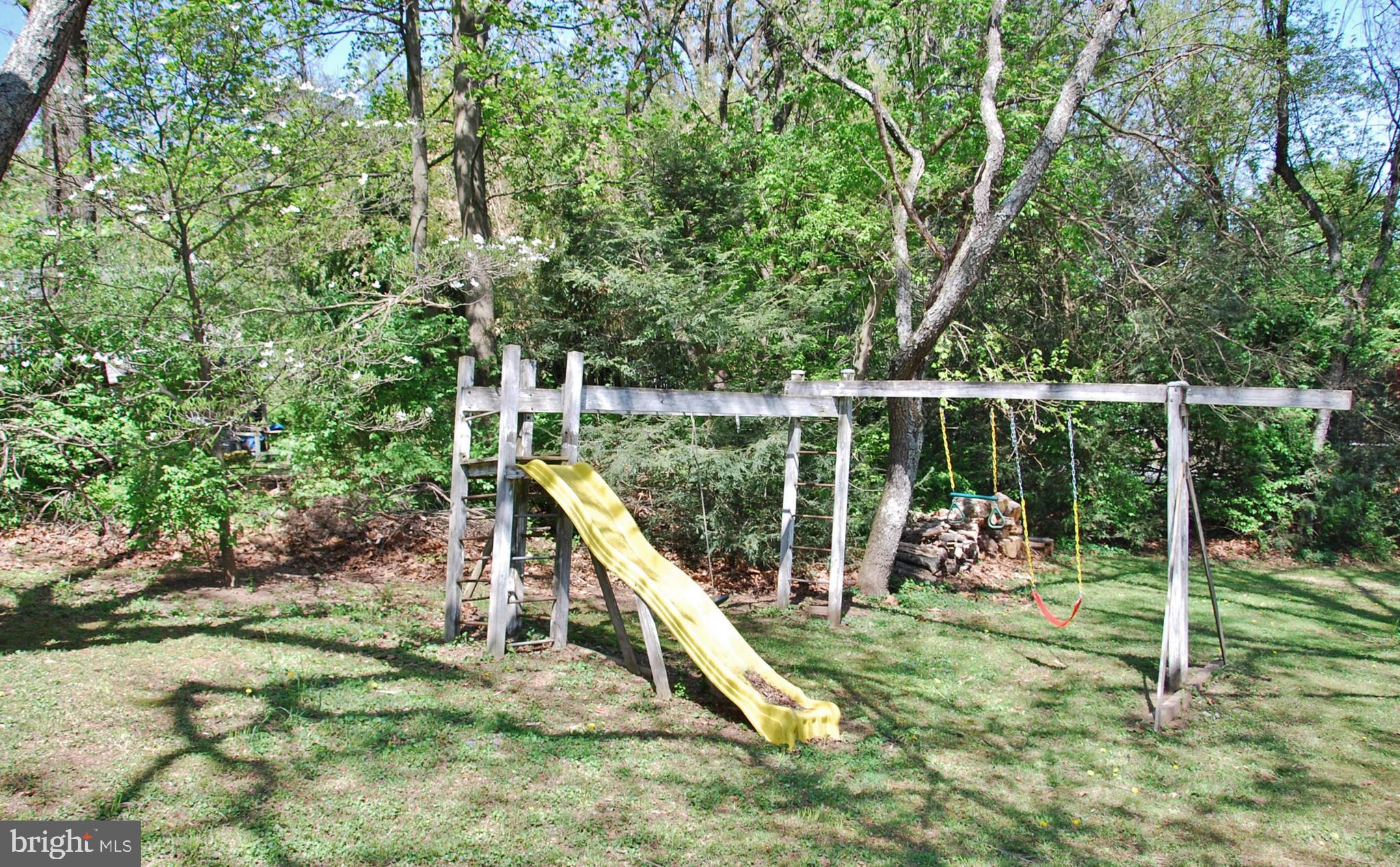 47 Hillview Road Airville, PA 17302 - Photo 51 of 55 More play area!