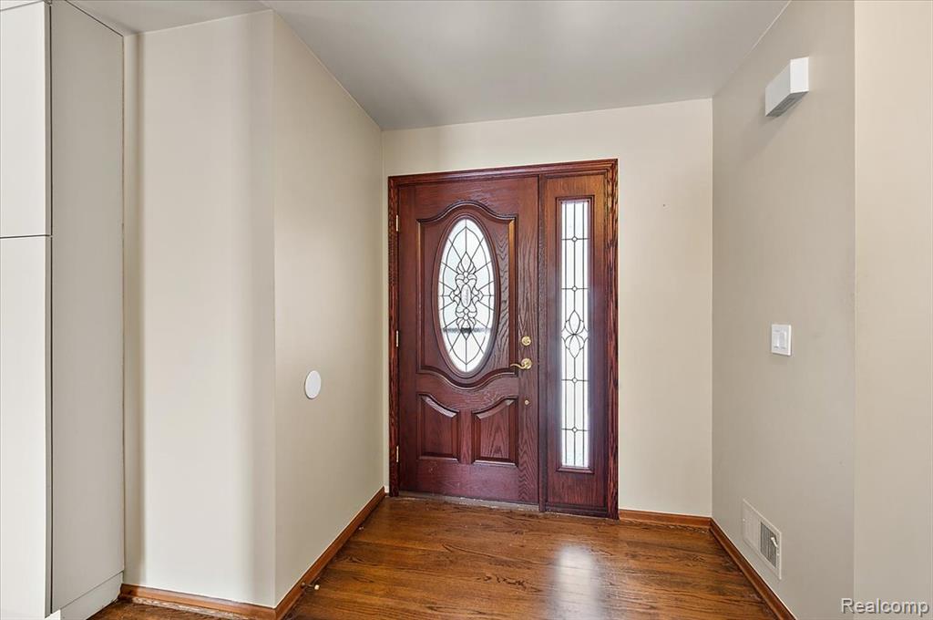 2251 Highsplint Drive Rochester Hills, MI 48307 - Photo 6 of 68