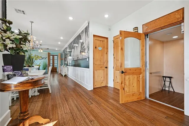 $1,890,000 | 124 Lafitte Street, Mandeville, LA 70448