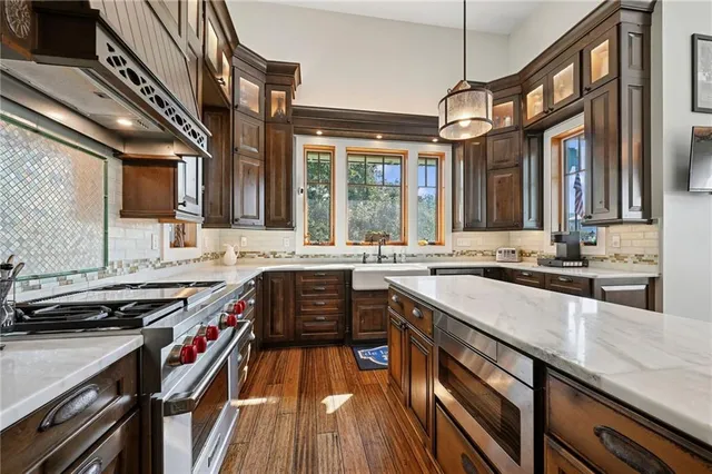 $1,890,000 | 124 Lafitte Street, Mandeville, LA 70448