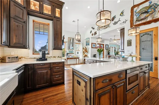 $1,890,000 | 124 Lafitte Street, Mandeville, LA 70448