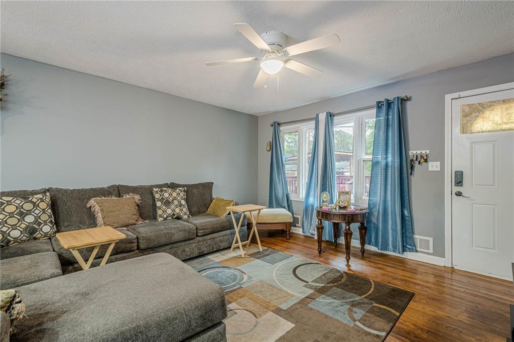 846 Orris Lane Mableton, GA 30126 - Photo 7 of 33