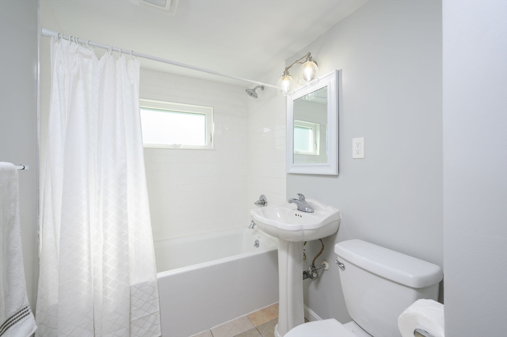36 Audubon Road Milton, MA 02186 - Photo 18 of 41