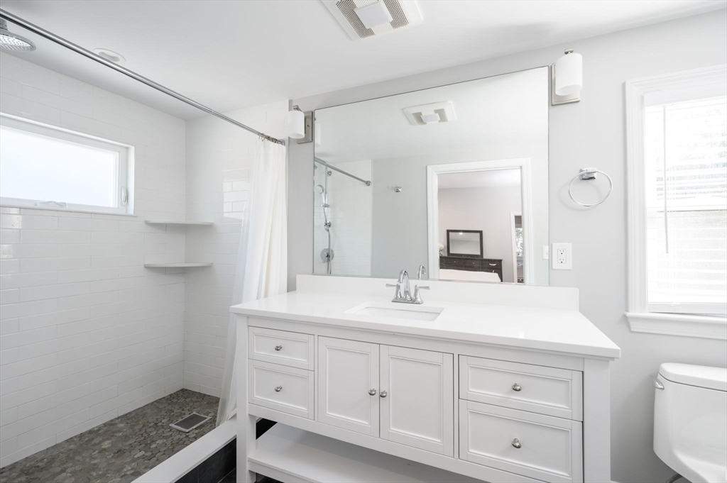 36 Audubon Road Milton, MA 02186 - Photo 19 of 41