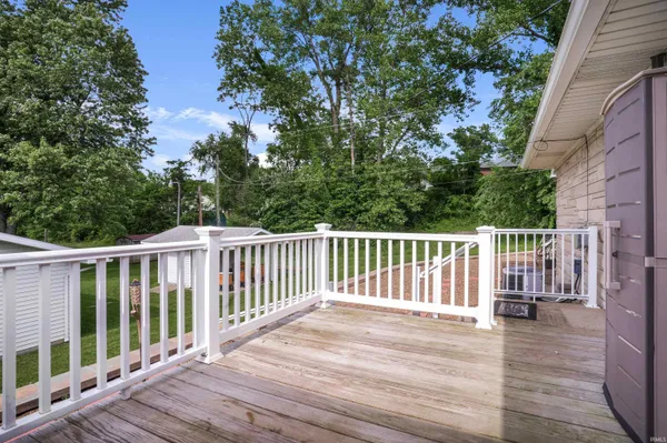 $284,900 | 2208 Franklin Street, Tell City, IN 47586