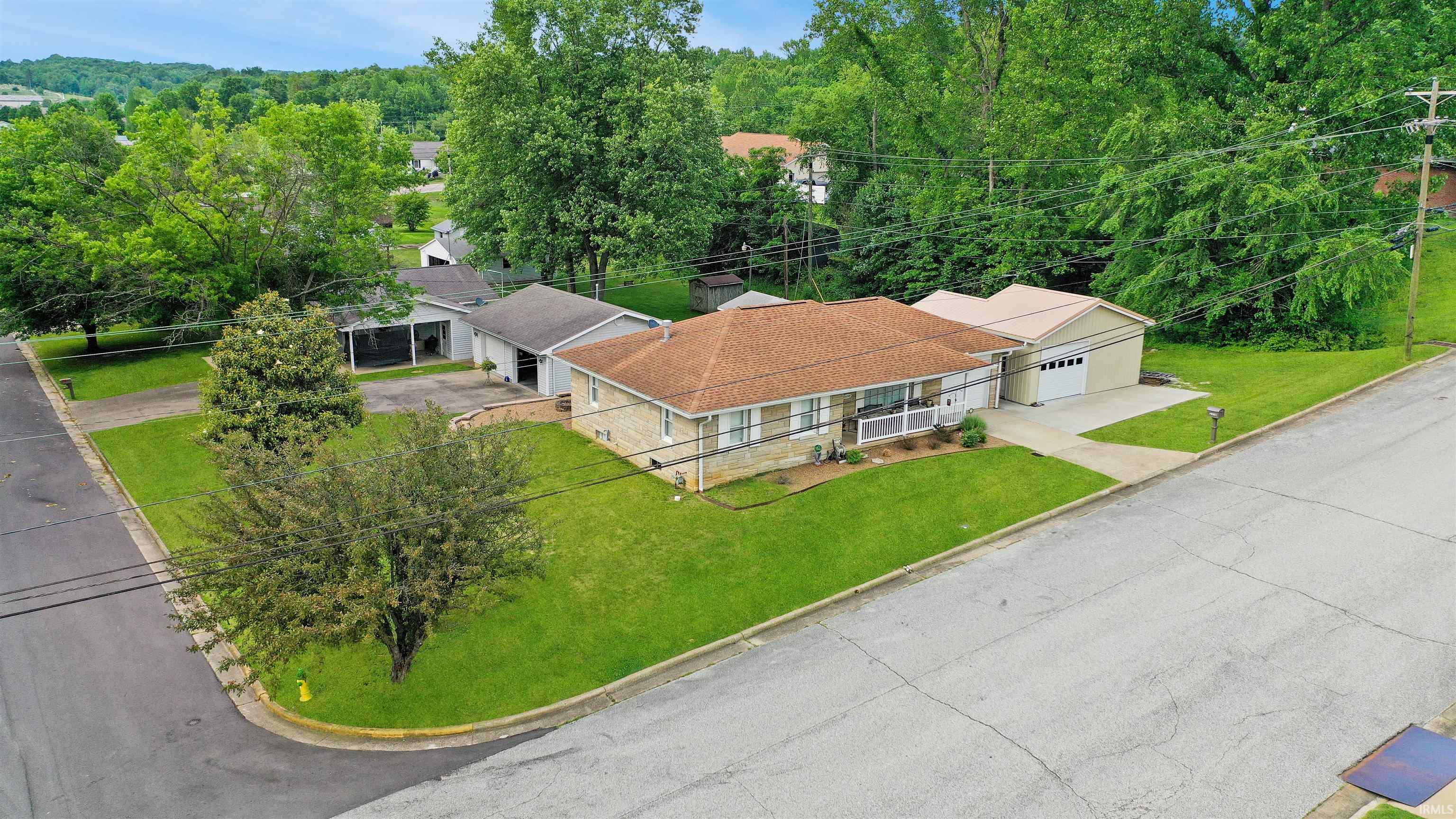 2208 Franklin Street Tell City, IN 47586 - Photo 4 of 30