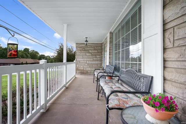 $284,900 | 2208 Franklin Street, Tell City, IN 47586