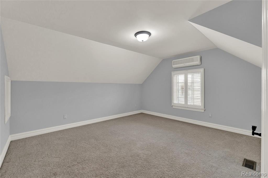 338 Baldwin Road Birmingham, MI 48009 - Photo 22 of 37