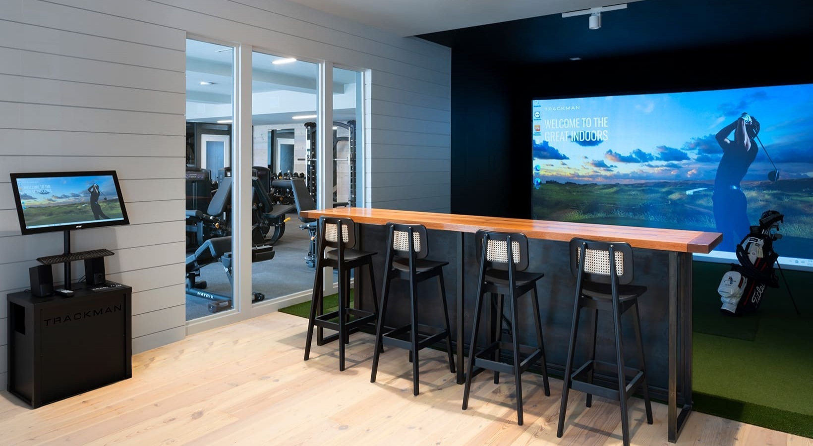 333 Unquowa Road, Unit 324 Fairfield, CT 06824 - Photo 4 of 12 a view of a living room and dining room