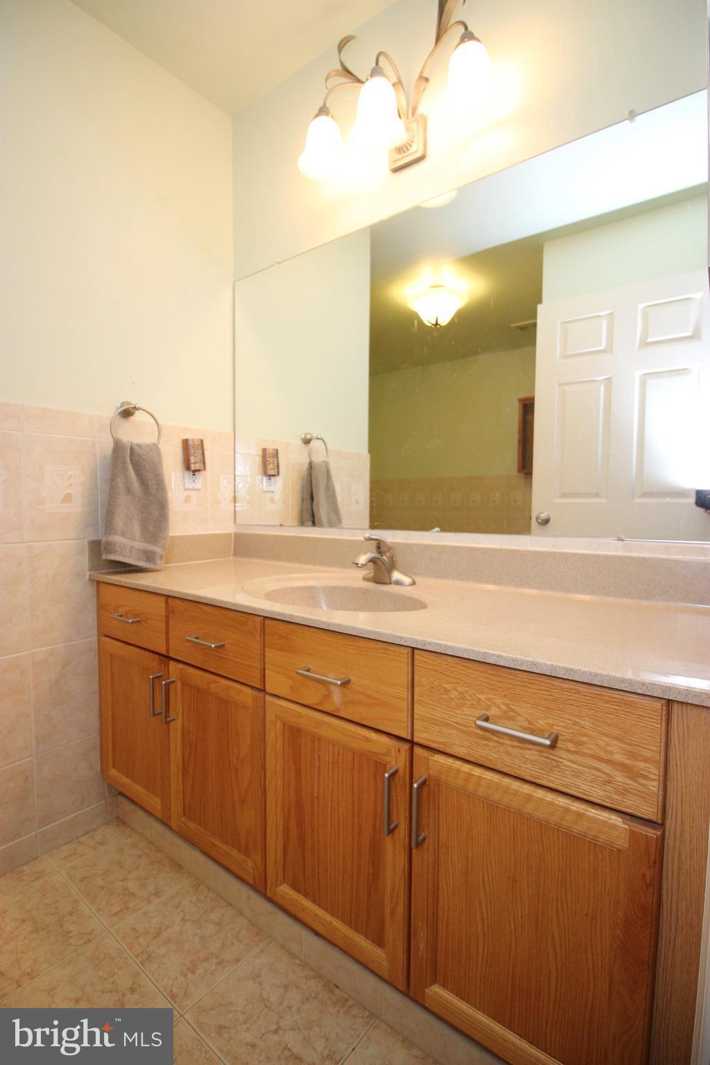 15 Andover Court Bordentown, NJ 08505 - Photo 18 of 28 Gallery Image 18