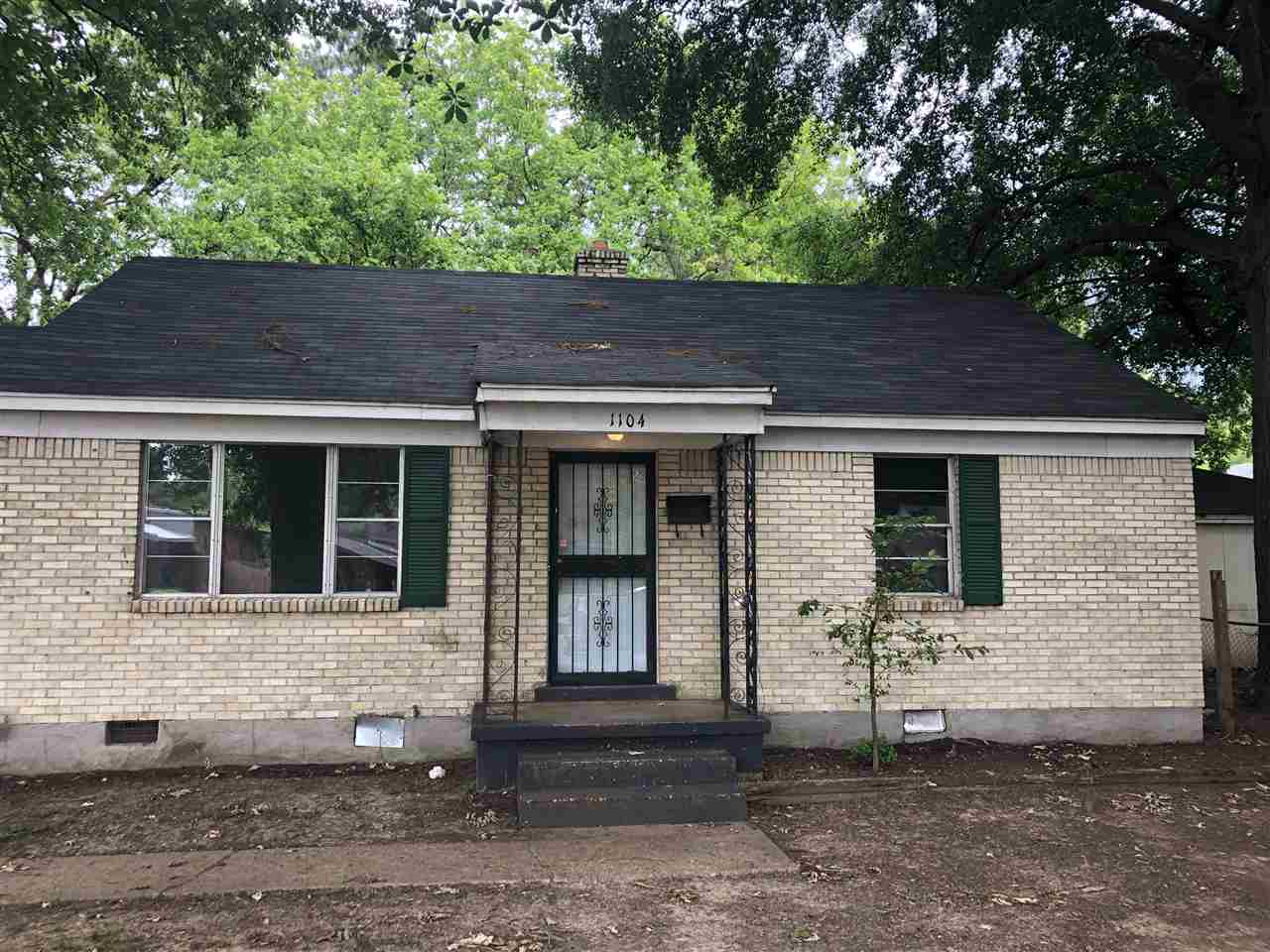 1104 Waring Road Memphis, TN 38122 - Photo 1 of 10