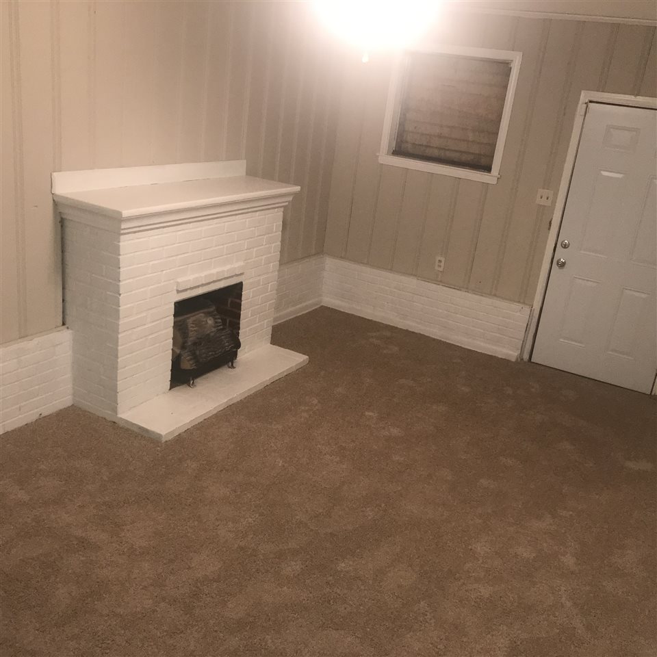 1104 Waring Road Memphis, TN 38122 - Photo 9 of 10