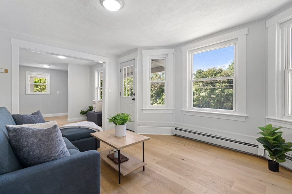 2528 Providence Road Northbridge, MA 01534 - Photo 14 of 19 Gallery Image 14