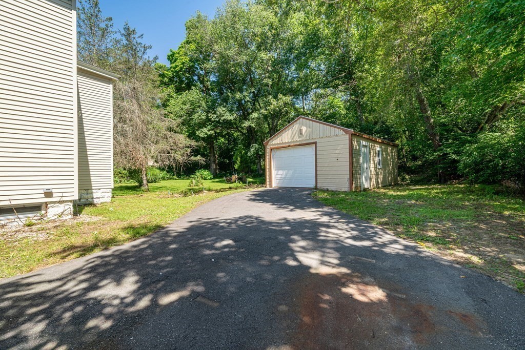 2528 Providence Road Northbridge, MA 01534 - Photo 3 of 19 Gallery Image 3