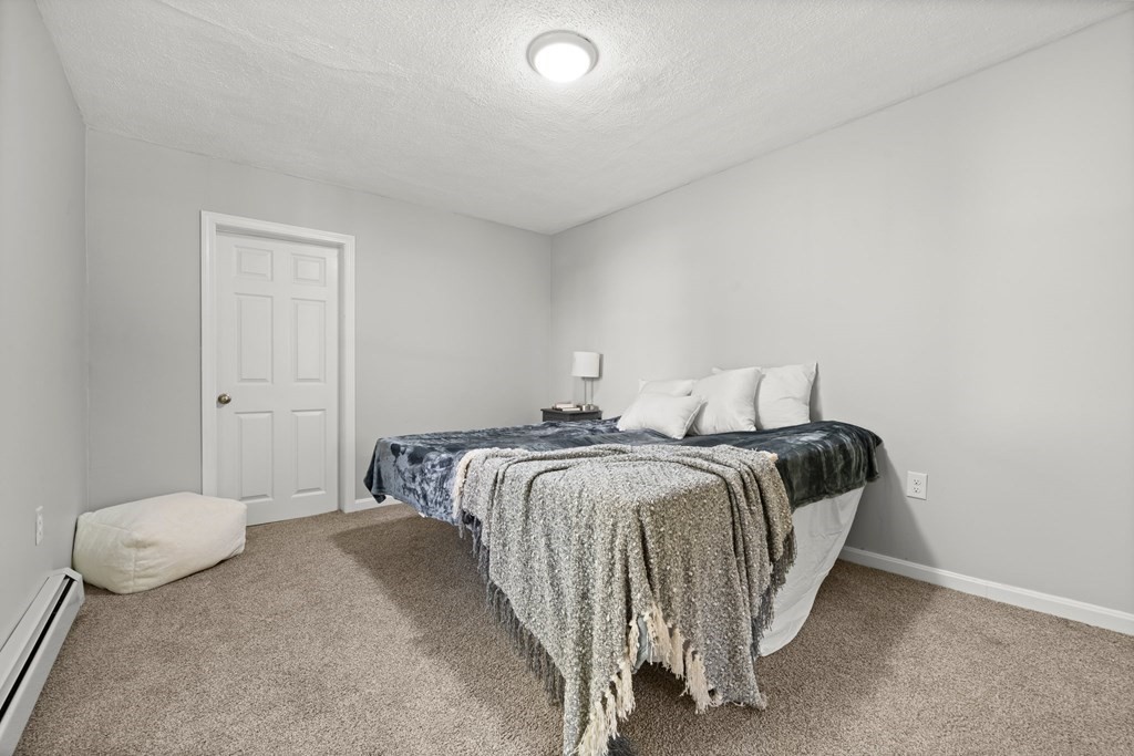 2528 Providence Road Northbridge, MA 01534 - Photo 9 of 19 Gallery Image 9