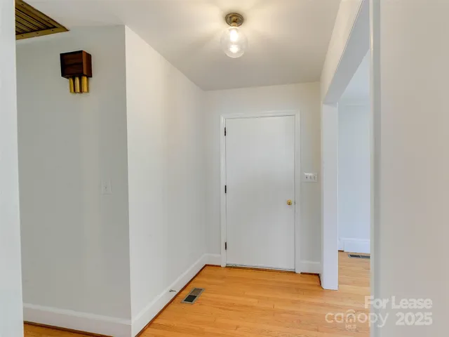 a view of a livingroom with an empty space