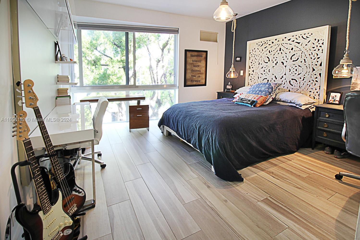 325 Meridian Avenue, Unit 8 Miami Beach, FL 33139 - Photo 12 of 17