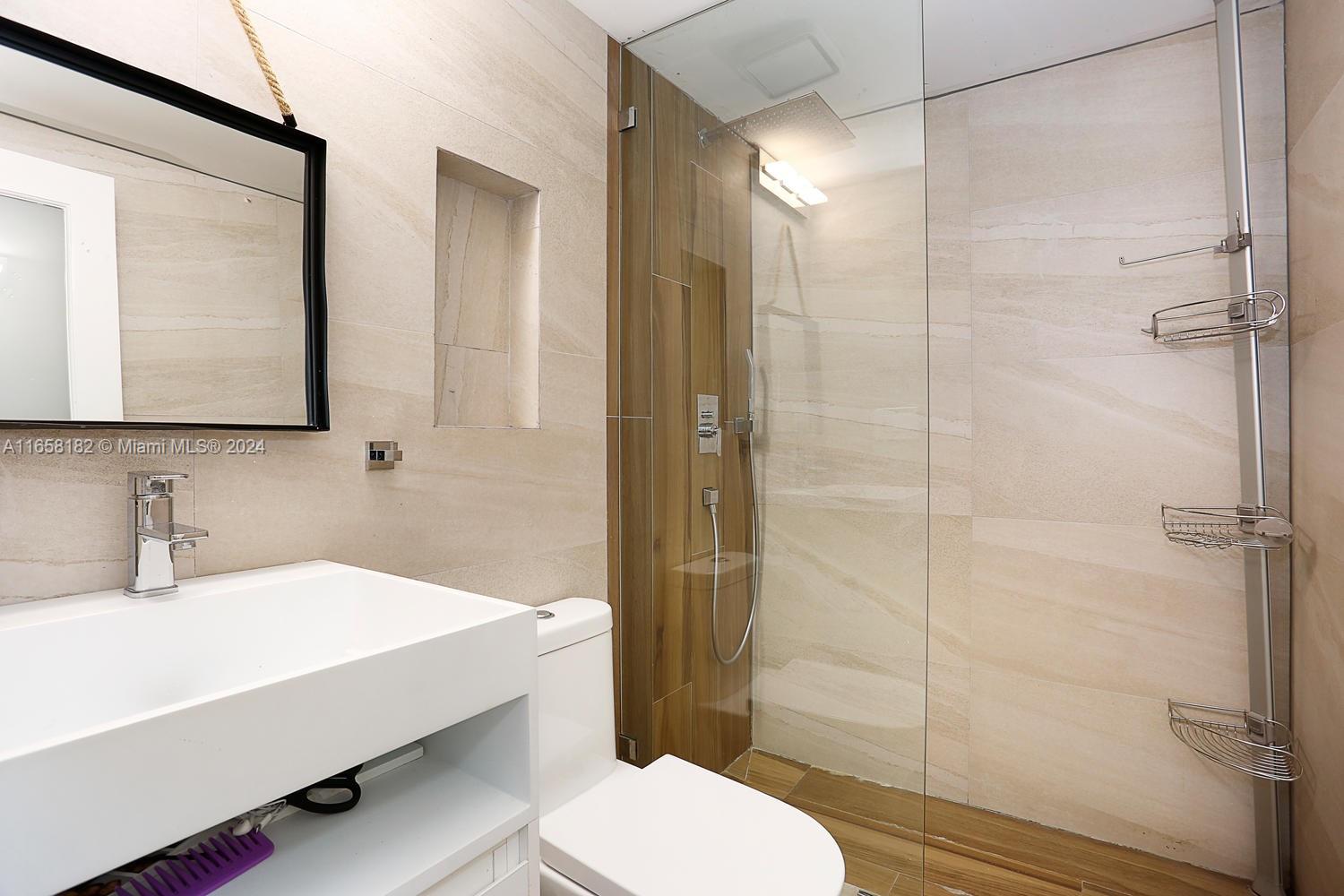 325 Meridian Avenue, Unit 8 Miami Beach, FL 33139 - Photo 14 of 17