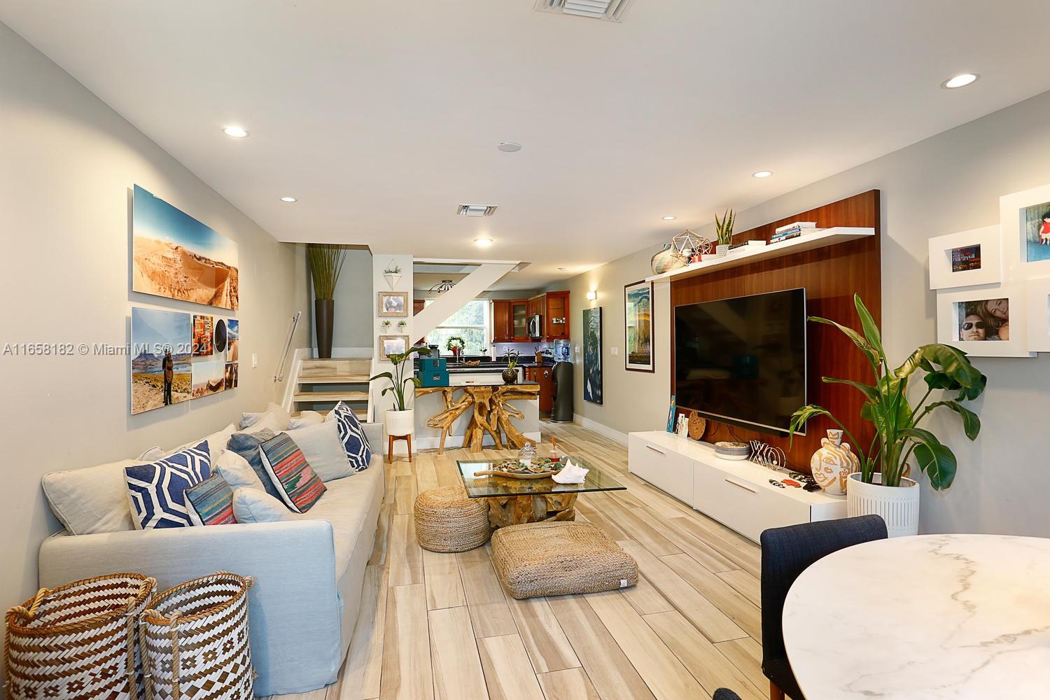 325 Meridian Avenue, Unit 8 Miami Beach, FL 33139 - Photo 6 of 17