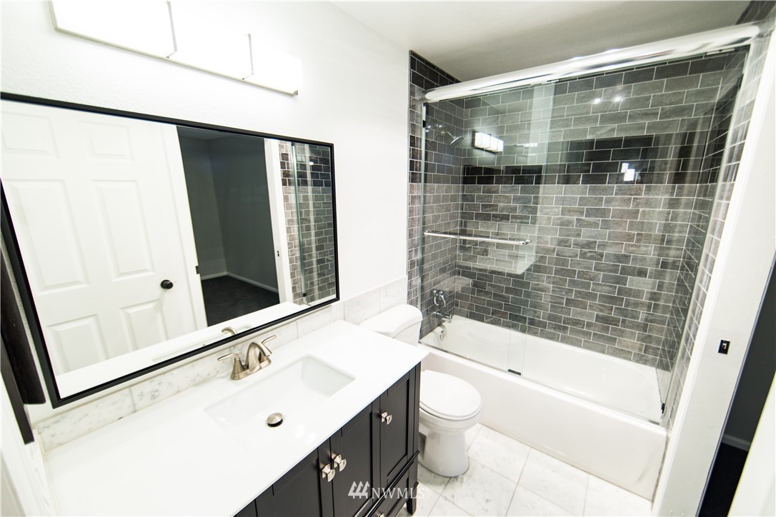 18910 Bothell Everett Highway, Unit B3 Bothell, WA 98012 - Photo 24 of 27 Gallery Image 24