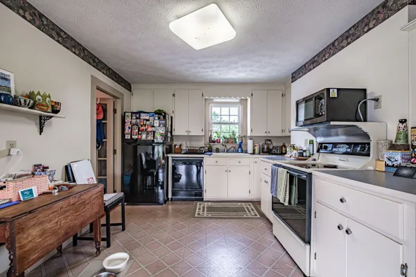 $2,395,000 | 276 Hill Street, Biddeford, ME 04005
