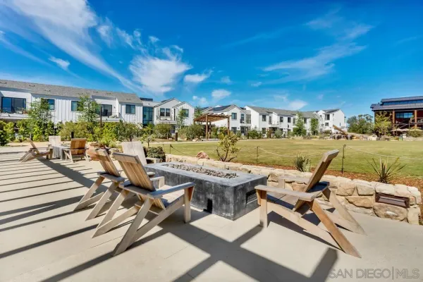$5,500 | 1103 Catania Court, Unit 104, Encinitas, CA 92024