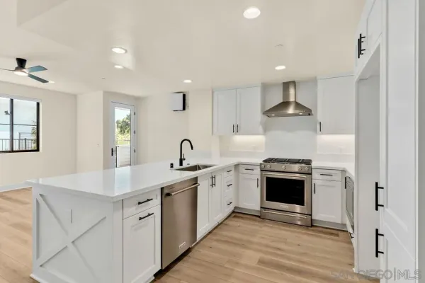 $5,500 | 1103 Catania Court, Unit 104, Encinitas, CA 92024