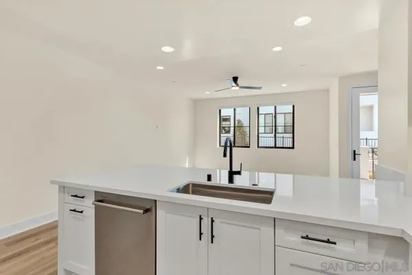 $5,500 | 1103 Catania Court, Unit 104, Encinitas, CA 92024