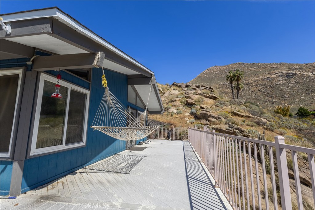 2510 Cloudcrest Way Riverside, CA 92507 - Photo 3 of 24