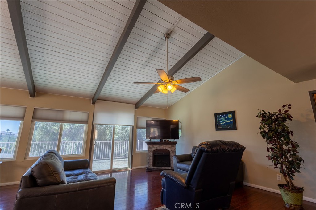 2510 Cloudcrest Way Riverside, CA 92507 - Photo 6 of 24