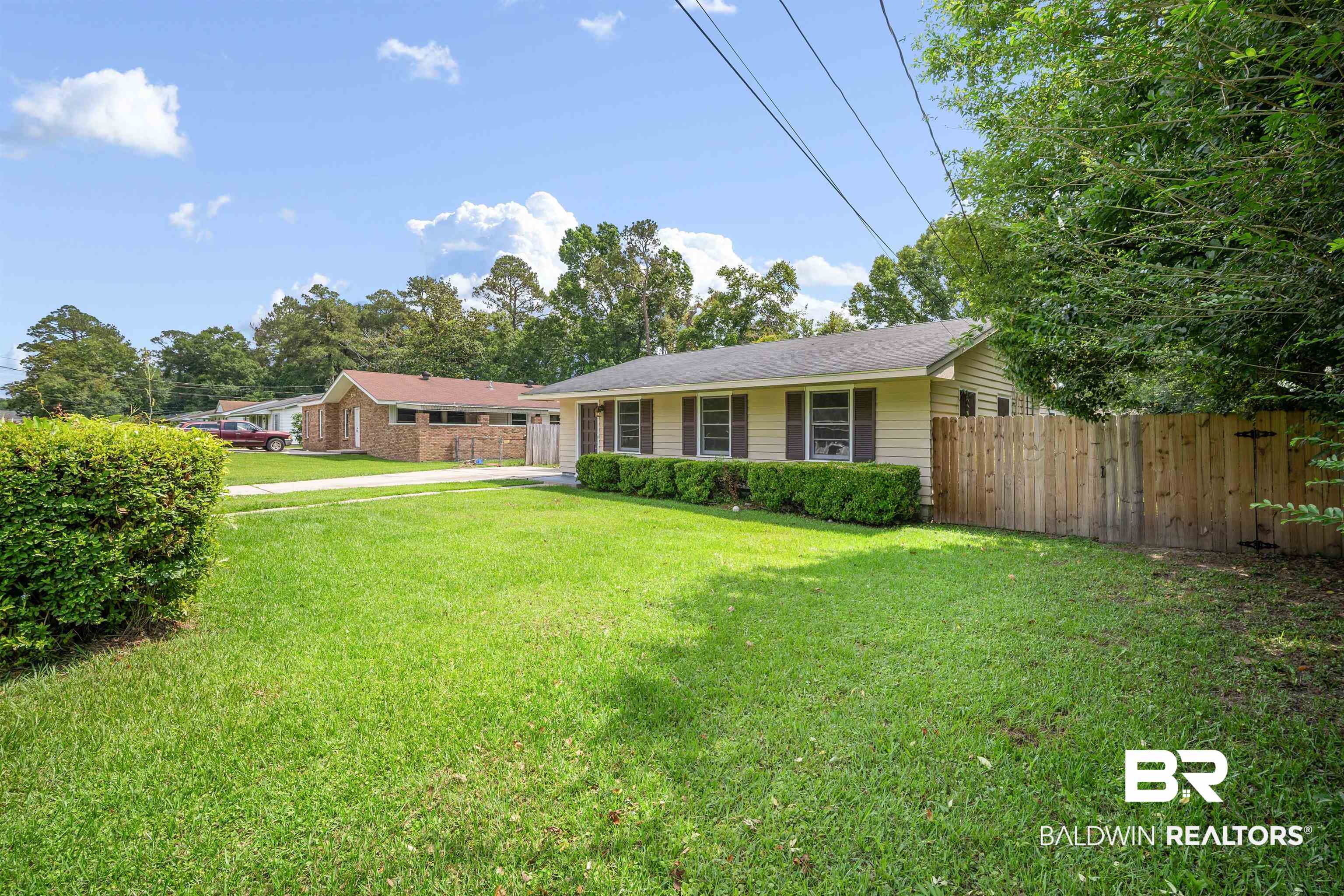 963 Shady Brook Drive Mobile, AL 36606 - Photo 3 of 20 View of ranch-style home