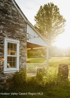 $1,575,000 | 652 Albany Post Road, New Paltz, NY 12561