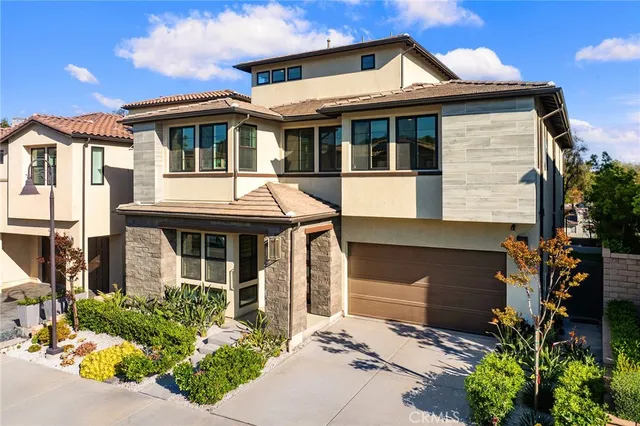 $2,880,000 | 27 Alessio, Lake Forest, CA 92630