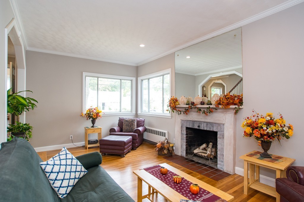 90 Ferncroft Road Milton, MA 02186 - Photo 11 of 29 Gallery Image 11