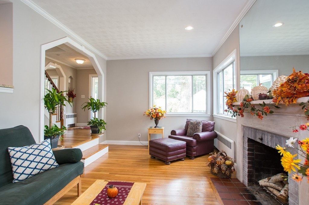 90 Ferncroft Road Milton, MA 02186 - Photo 10 of 29 Gallery Image 10