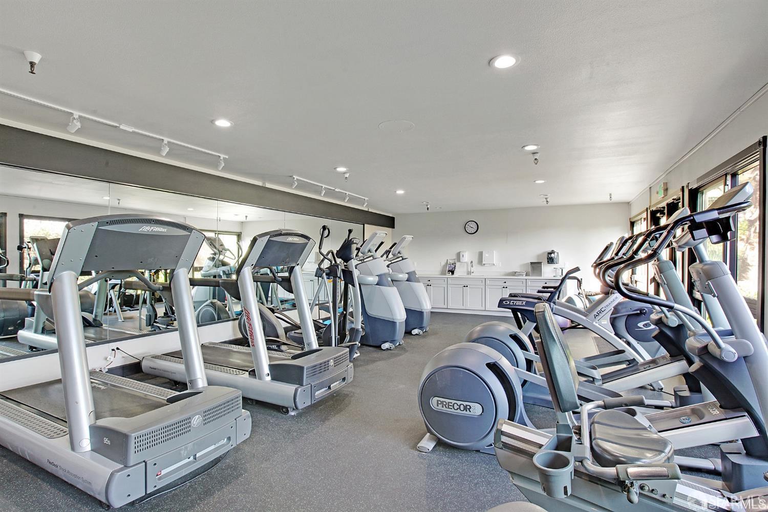 215 Red Rock Way, Unit 207J San Francisco, CA 94131 - Photo 23 of 30