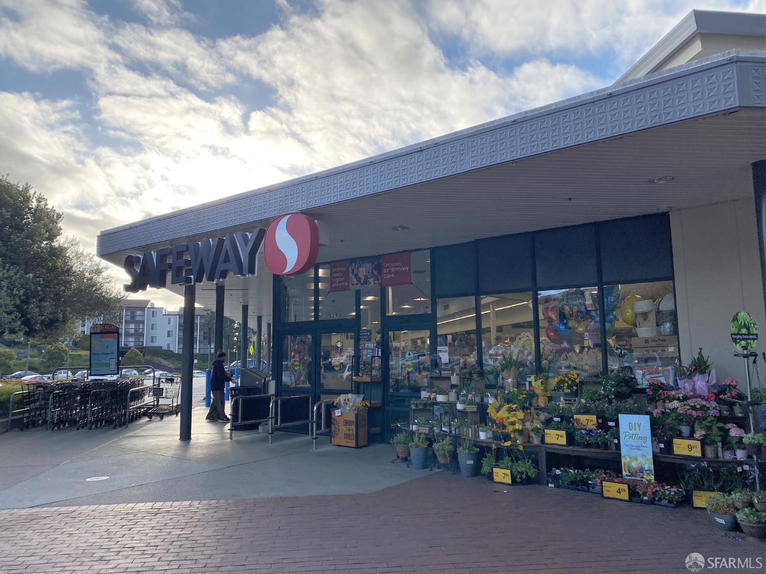 215 Red Rock Way, Unit 207J San Francisco, CA 94131 - Photo 28 of 30