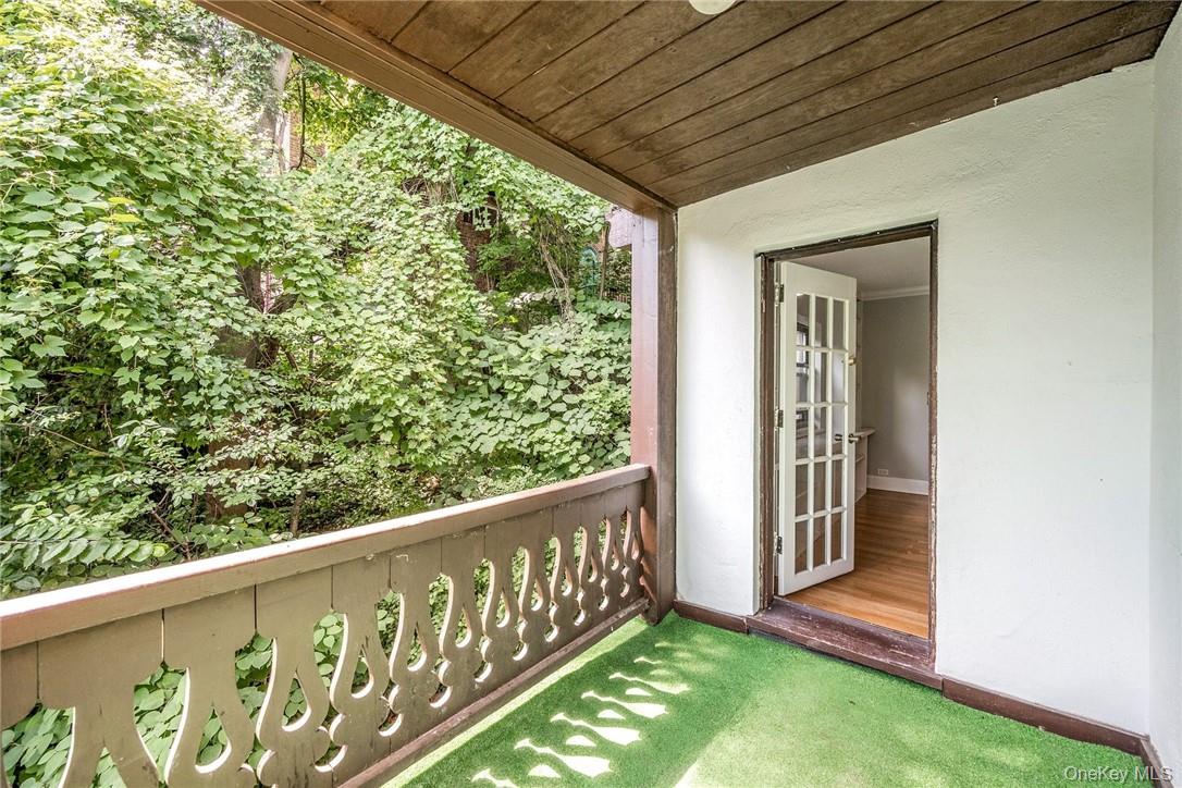 64 Kensington Road, Unit 2C Bronxville, NY 10708 - Photo 18 of 20 Covered Terrace
