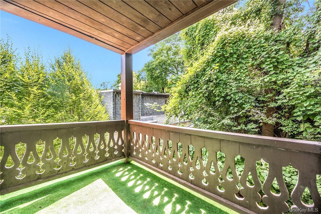 64 Kensington Road, Unit 2C Bronxville, NY 10708 - Photo 19 of 20 Covered Terrace