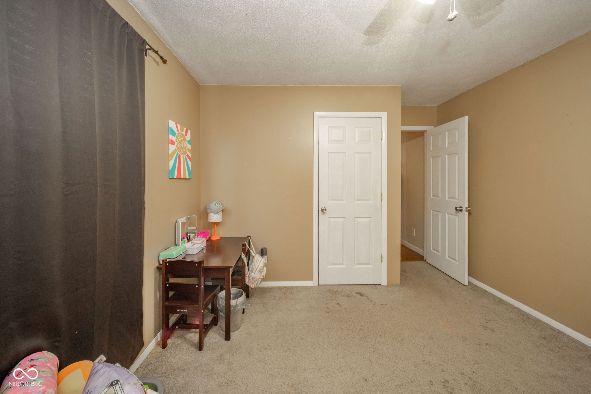 909 South Devonshire Road Yorktown, IN 47396 - Photo 20 of 30 Gallery Image 20