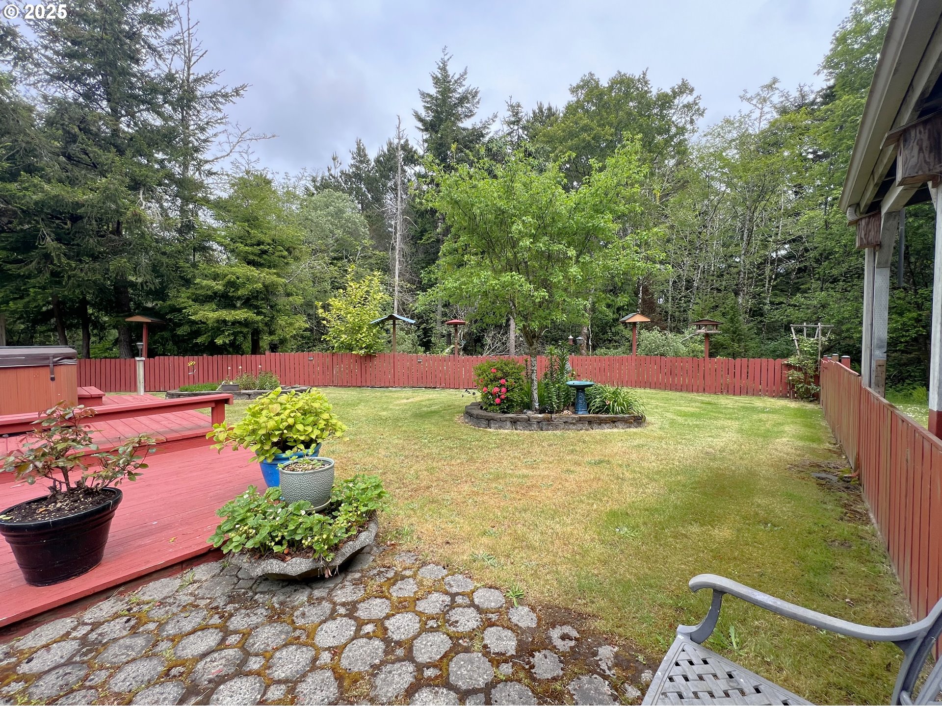 69215 Wildwood Road North Bend, OR 97459 - Photo 22 of 48 Hot Tub
