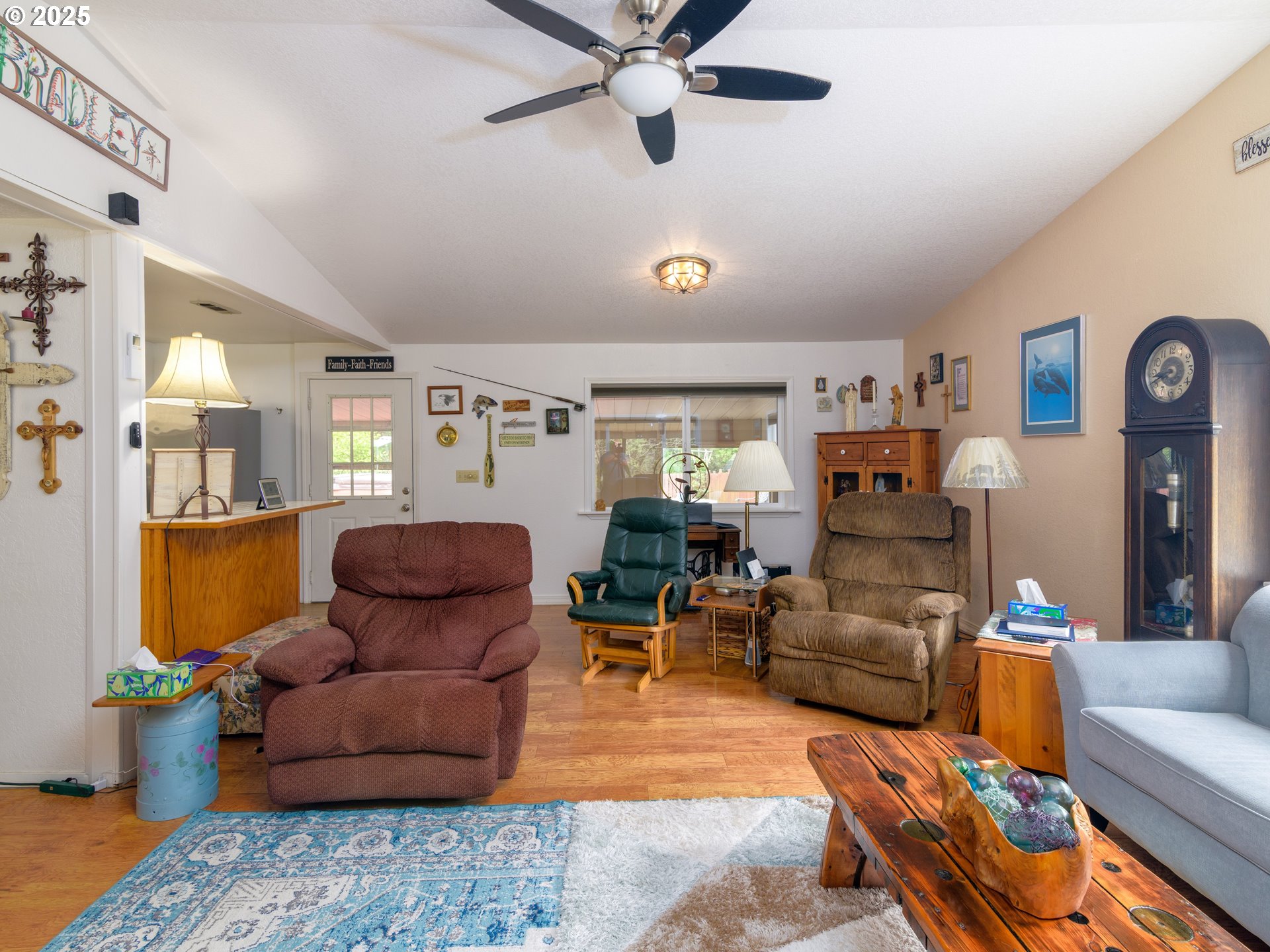 69215 Wildwood Road North Bend, OR 97459 - Photo 31 of 48 Living Room/Dining Room