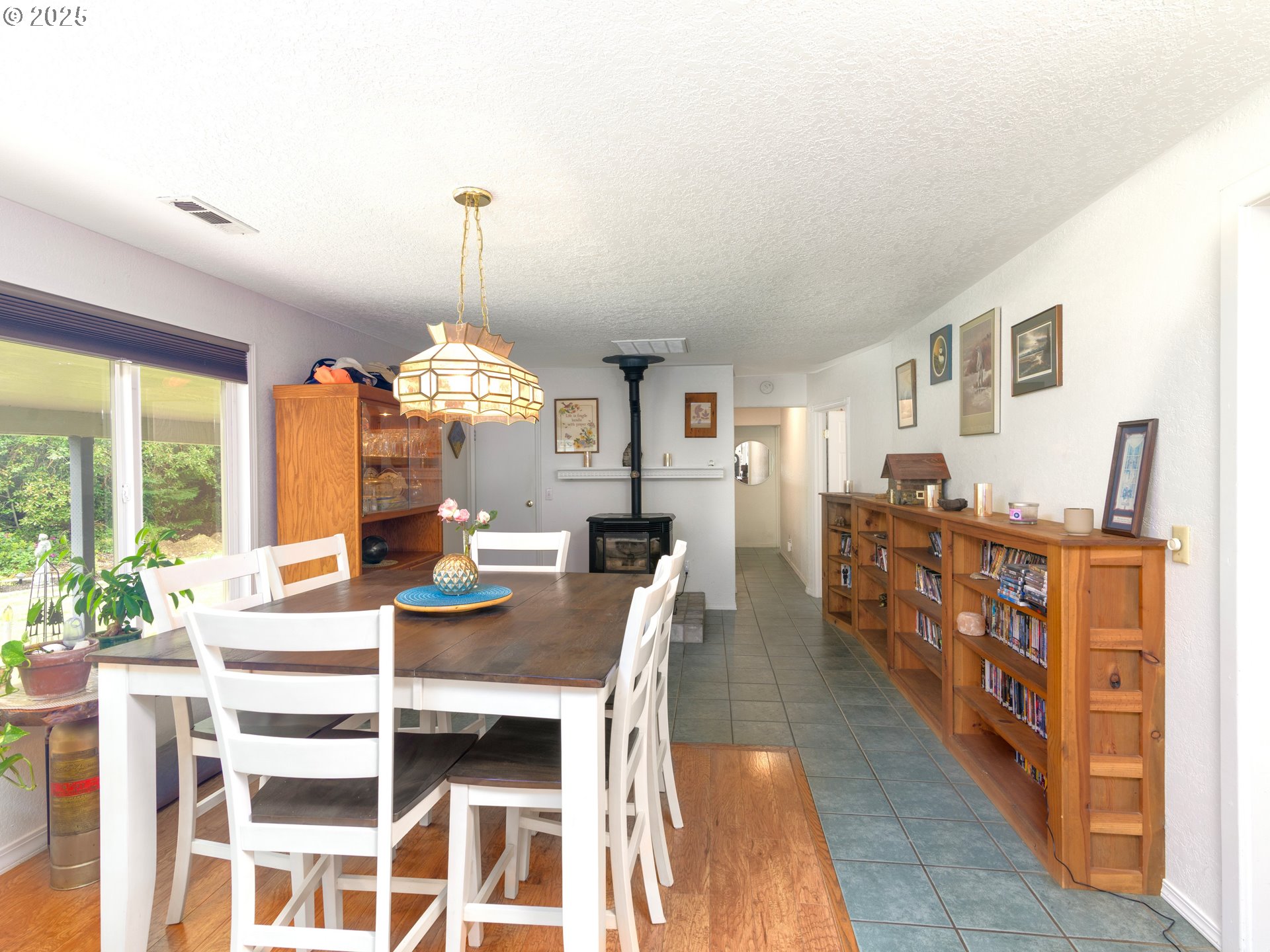 69215 Wildwood Road North Bend, OR 97459 - Photo 34 of 48 Kitchen