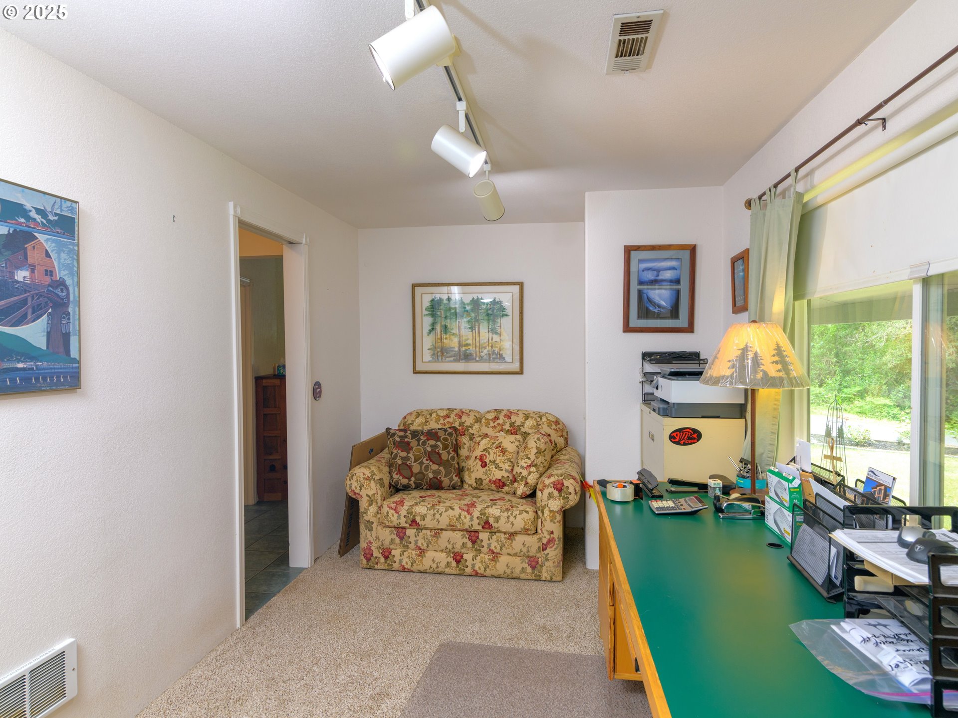 69215 Wildwood Road North Bend, OR 97459 - Photo 38 of 48 Bedroom, Owner's Suite